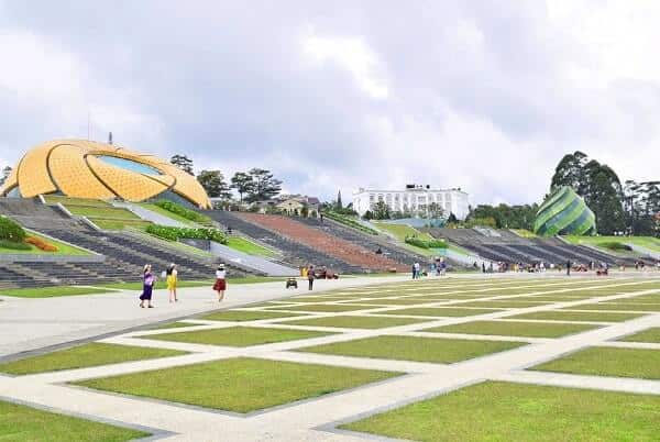 Check-in quảng trường Lâm Viên Đà Lạt trong năm 2022