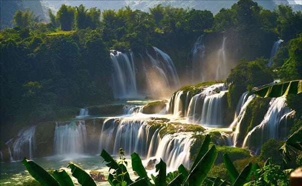 Thác Dambri là thác nước cao nhất của tỉnh Lâm Đồng.